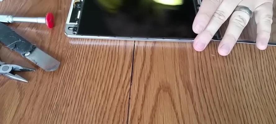 键盘出故障的处理小妙招（快速解决键盘故障的实用技巧）