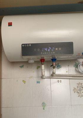 樱花热水器温控器故障维修收费多少（解决您的热水问题）