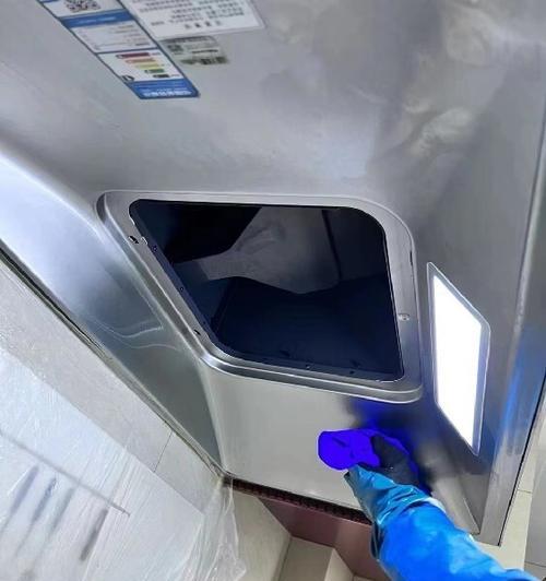 如何清洗抽油烟机风道堵塞（解决油烟机风道堵塞问题的实用方法）