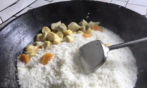 电饭煲有锅巴怎么办（掌握小技巧）