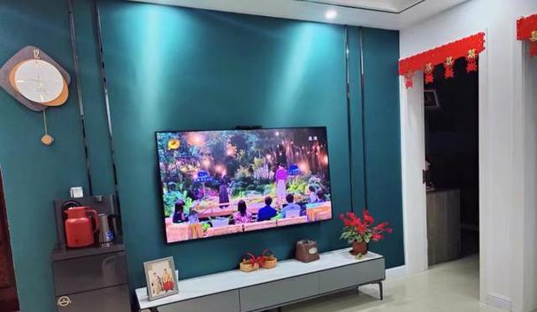 电视机屏幕黑屏怎么办（解决电视机屏幕黑屏问题的有效方法及注意事项）