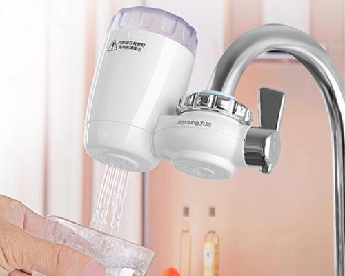 如何修理漏水的净水器套子（解决净水器套子漏水问题的实用方法）