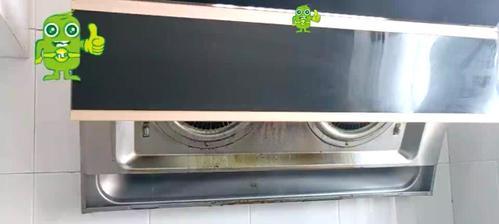 如何正确拆卸清洗抽油烟机（简单易懂的步骤让您轻松清洁油烟机）