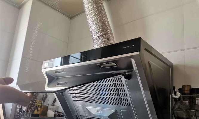 南通蛋糕店油烟机清洗方法（轻松解决油烟机清洗难题）