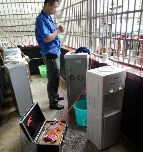 为什么三相饮水机不跳闸（深入探讨三相饮水机稳定运行的原因与机制）