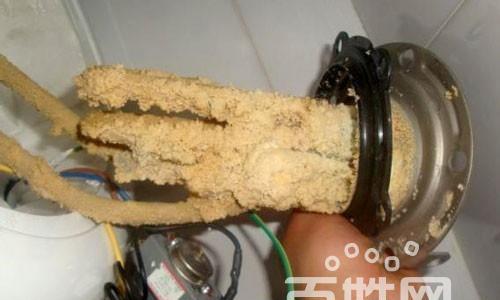 地暖热水器管道清洗方法（彻底清洁地暖热水器管道）