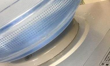 饮水机漏水原因及解决方法（详解饮水机漏水的可能原因和有效解决方法）
