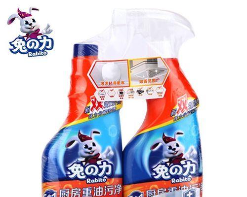 如何清洗抽油烟机上的油垢（使用简单的方法清洗油垢）