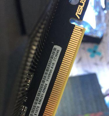 显卡有轻微划痕影响使用吗？包装袋划痕是否正常？