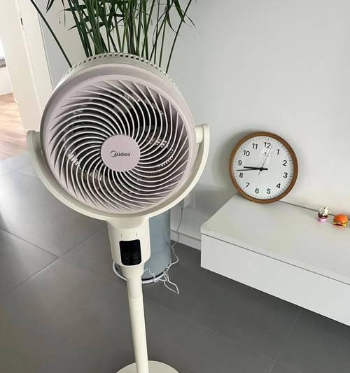 蚊子粘在电风扇上会发生什么？安全吗？