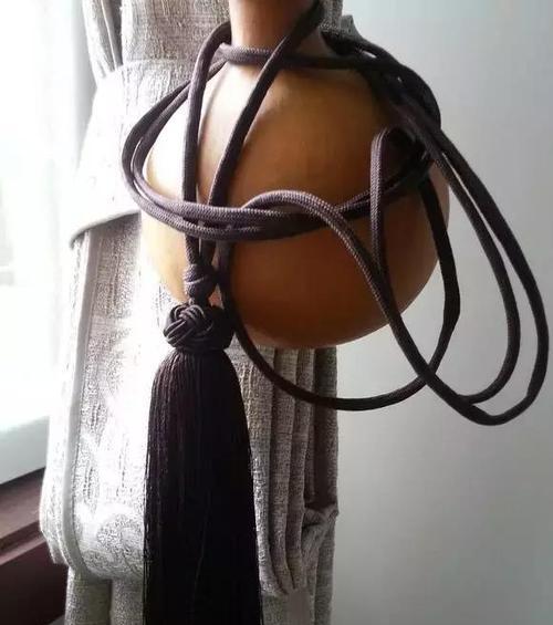 葫芦手机音箱拆解步骤详细图解？