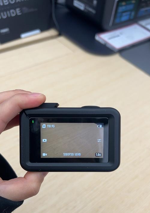 相机镜头无法取下怎么办？是否需要专业工具？