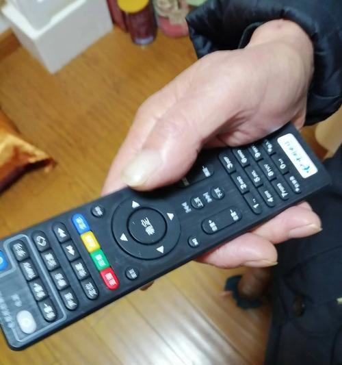 万能遥控器使用指南？如何匹配机顶盒和电视？