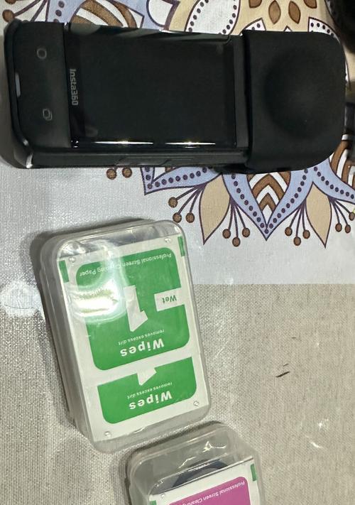 相机镜头前置保护镜的作用？