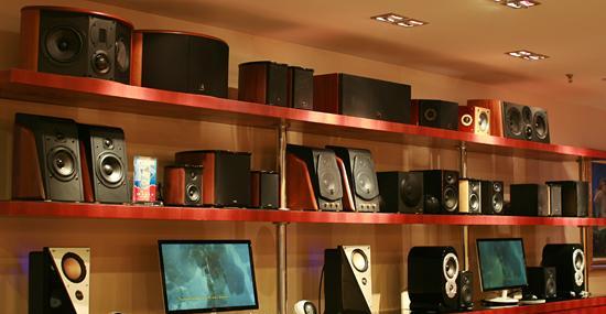 靖西市音响店的具体位置和联系电话是什么？
